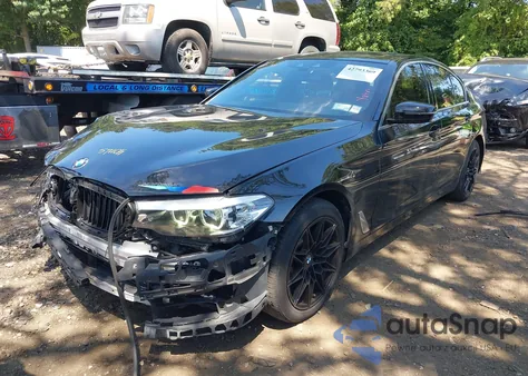 2019 BMW 530I xDrive z USA, uszkodzony, nr VIN WBAJA7C55KG909845